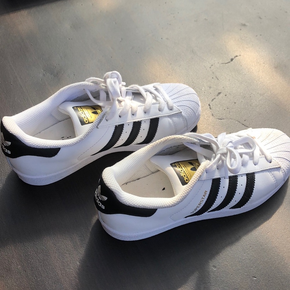 Adidas superstar